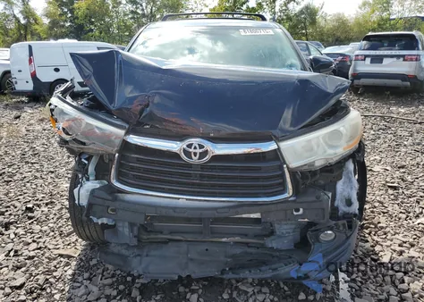 2015 Toyota Highlander Le from USA, damaged, VIN 5TDBKRFHXFS167539